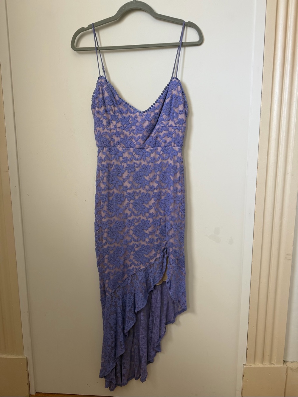 Purple mermaid-style cocktail dress